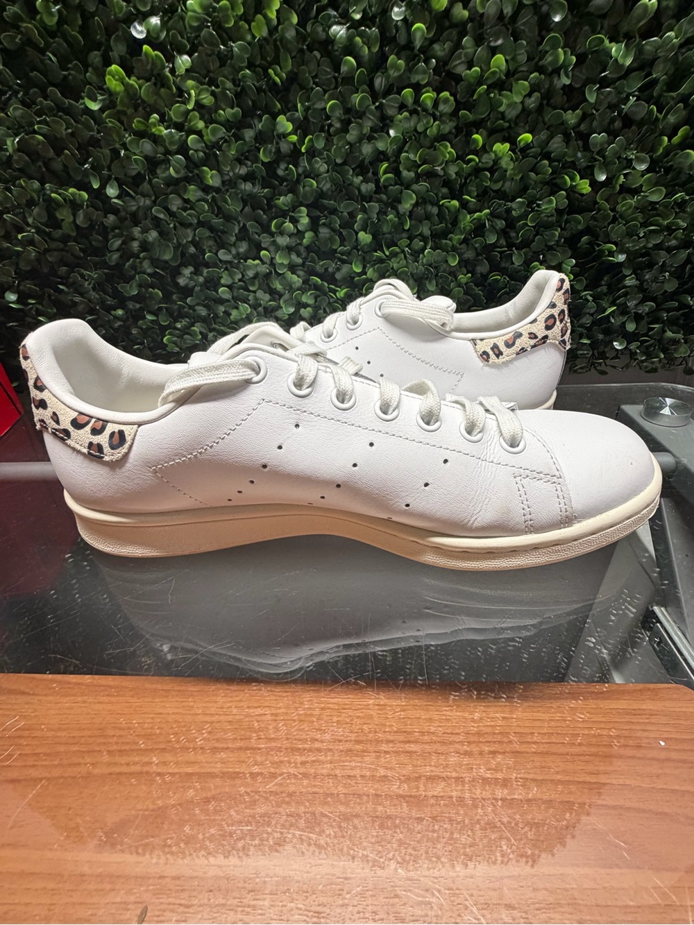 adidas White Stan Smith Sneakers with Leopard Heel Tab EUC - Picture 8 of 9